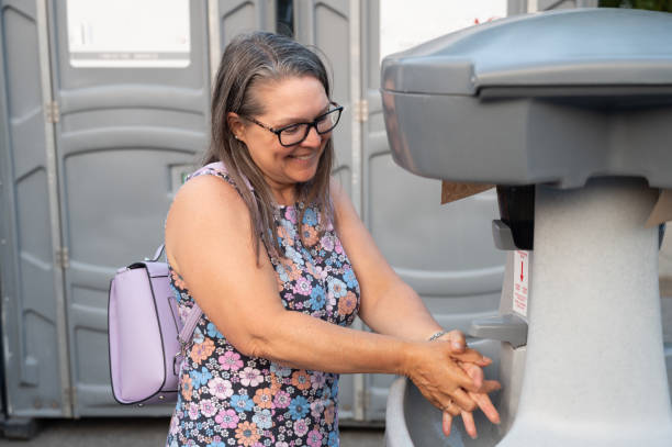 Best Porta potty rental near me  in Caledonia, MI